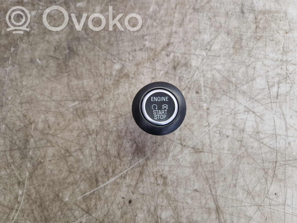 Interruttore a pulsante start e stop motore   F1ETD3L0B,F1ET14C376BA,F1ET14C376BA,F1ETD3L0B