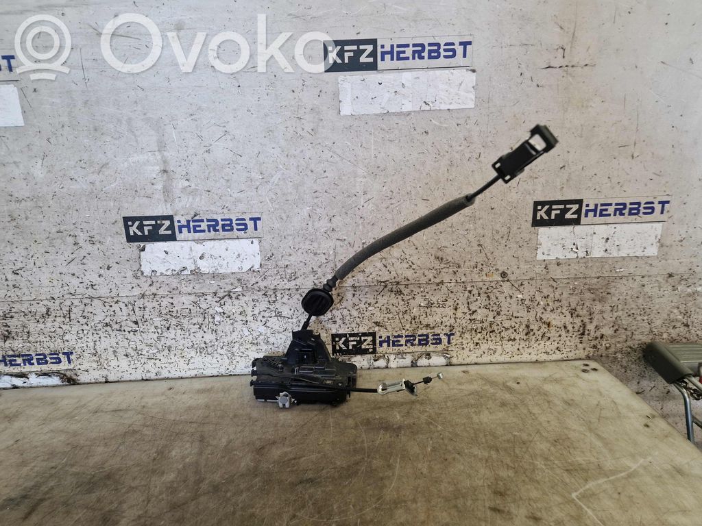 Ford Puma Front door lock 