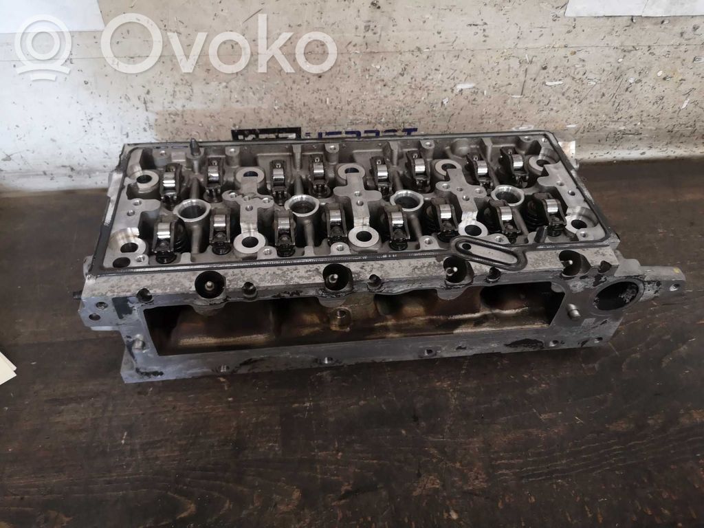 Skoda Octavia Mk3 (5E) Engine head 