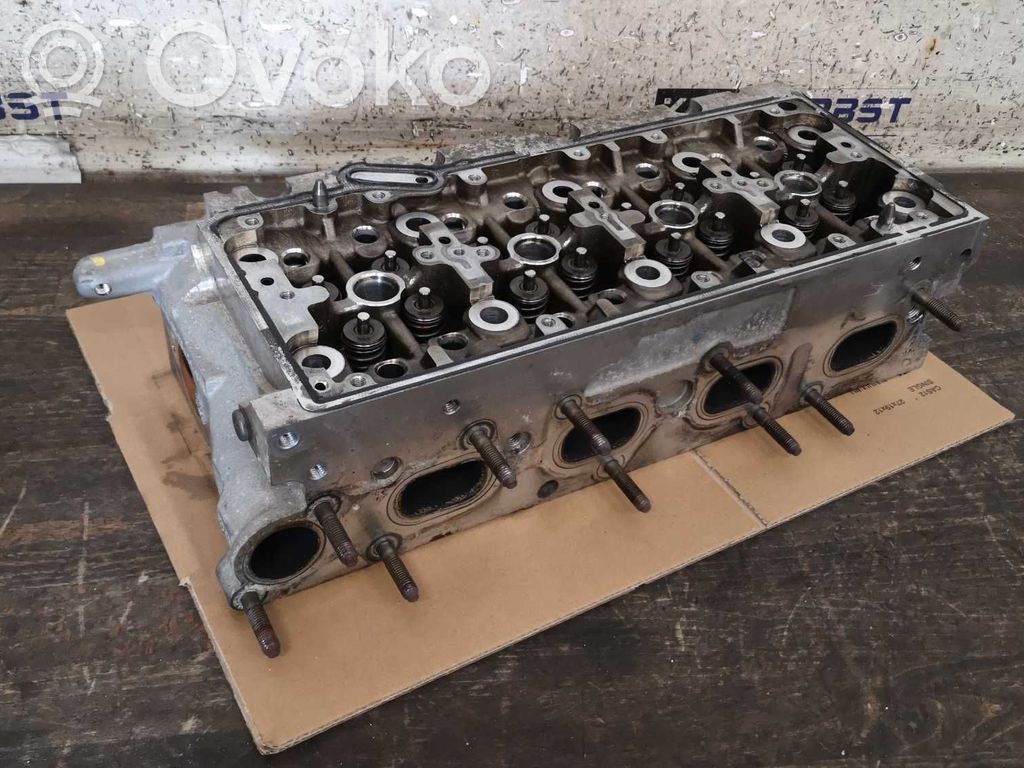 Skoda Octavia Mk3 (5E) Engine head 