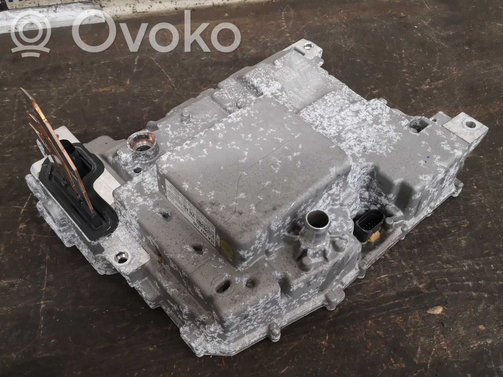 Inversor/convertidor de voltaje   1EA907230,1EA907121C,1EA907121C,1EA907230