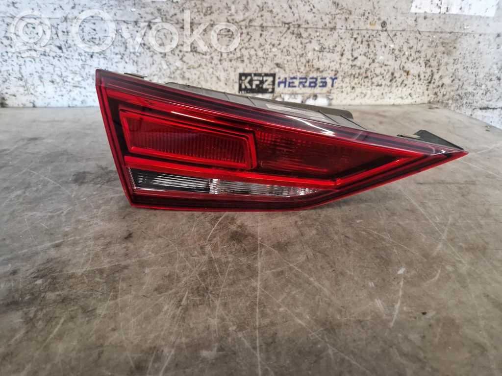 Audi A3 S3 8V Rückleuchte Heckleuchte 