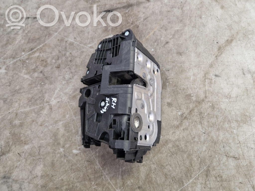 Takaoven lukko   KK321V264A00AR,BK31V264A00CE,KK321V264A00AR