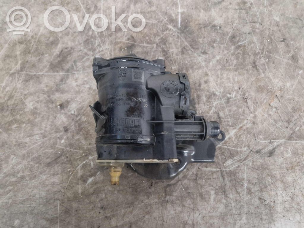 BMW 3 G20 G21 Obudowa filtra paliwa
