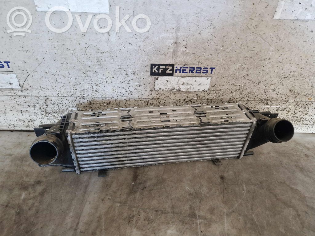 BMW 5 F10 F11 Chłodnica powietrza doładowującego / Intercooler 
