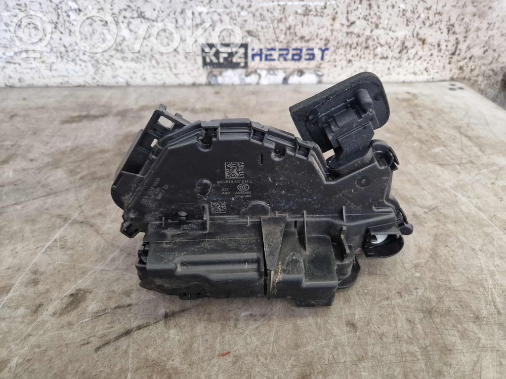 Audi A3 8Y Serratura portiera anteriore