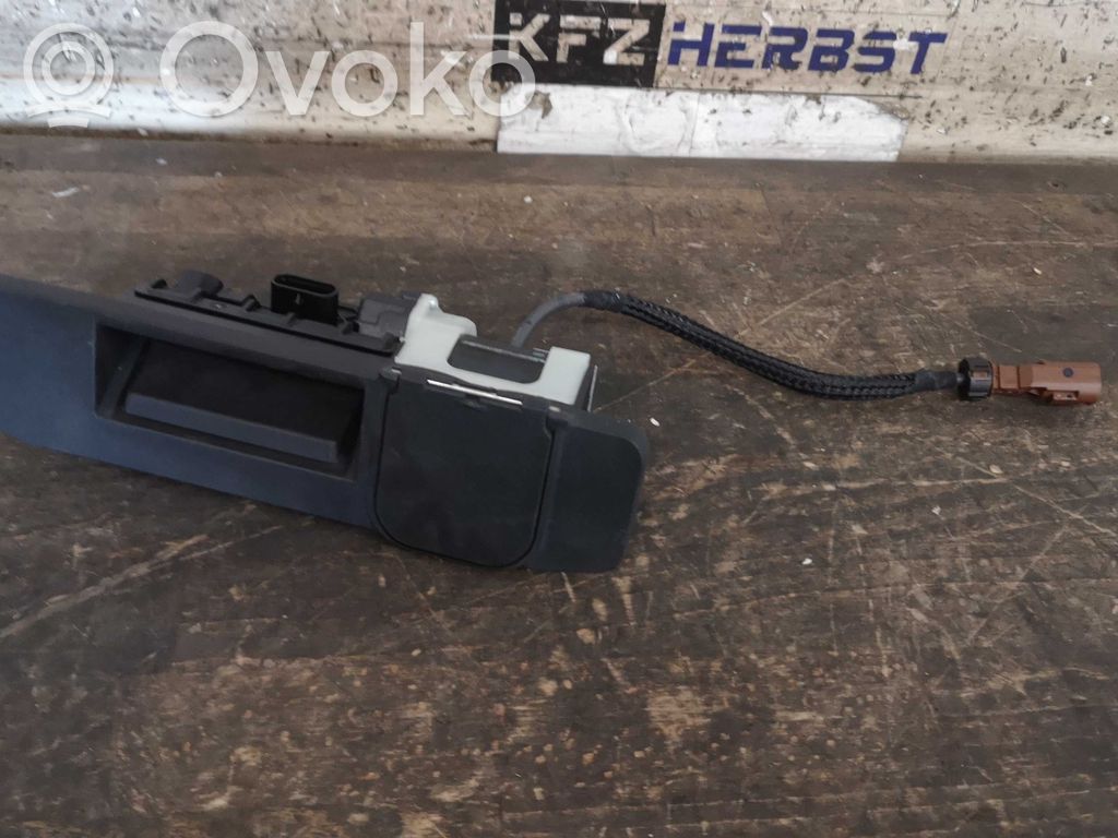 Mercedes-Benz C W205 Interruptor de apertura del depósito de combustible