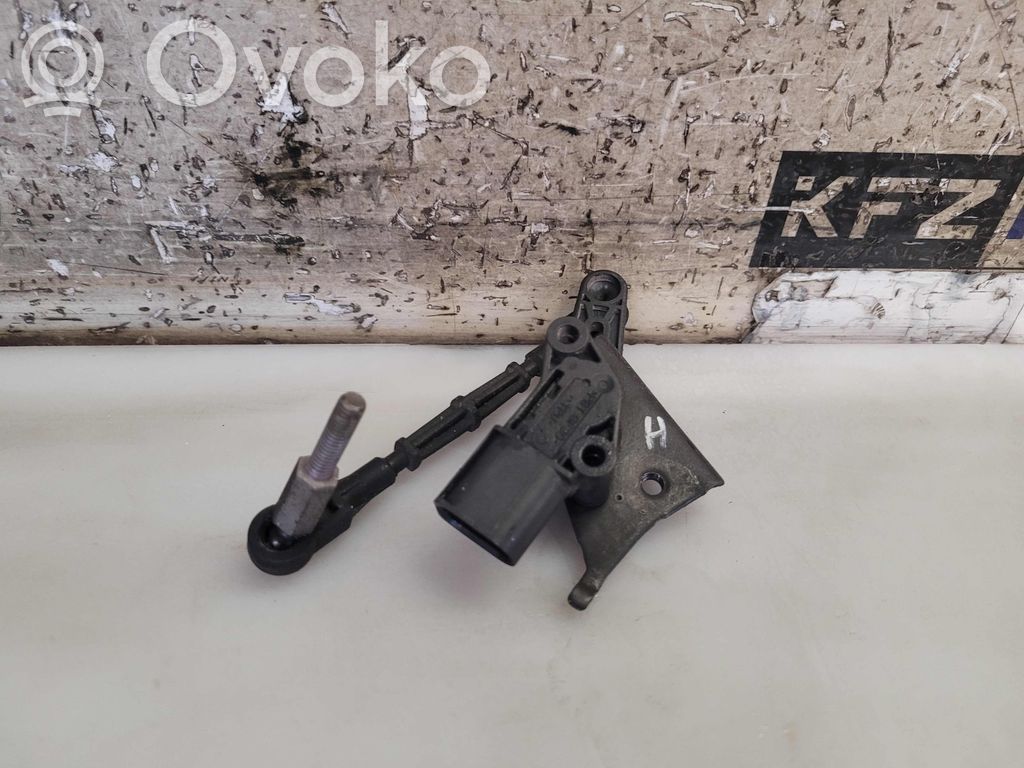 Audi A4 S4 B9 Sensor / Fühler / Geber 
