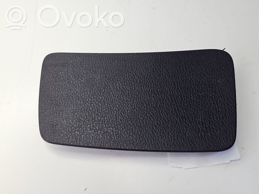 BMW X6 E71 Tail light bulb cover holder 
