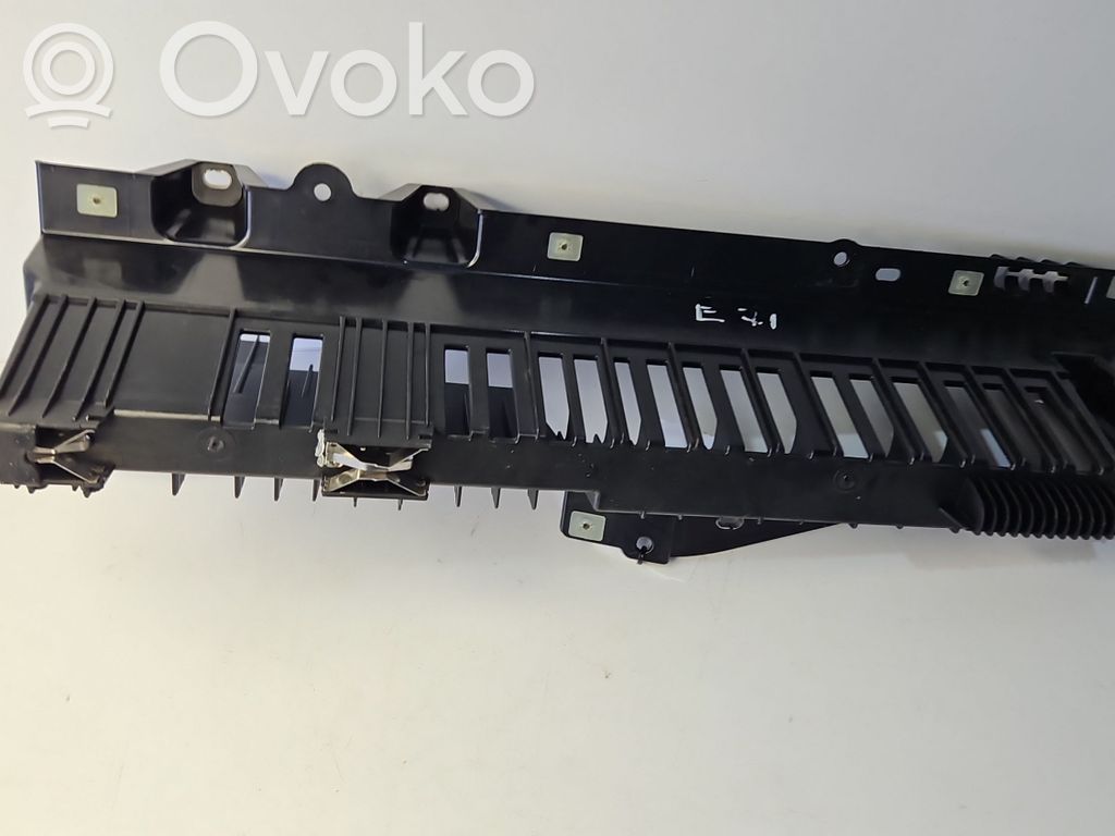 Other trunk/boot trim element   6981051
