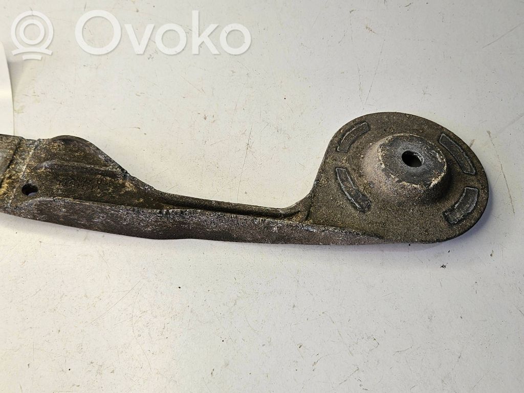 BMW 5 G30 G31 G38 Cits aizmugures šasijas elements 