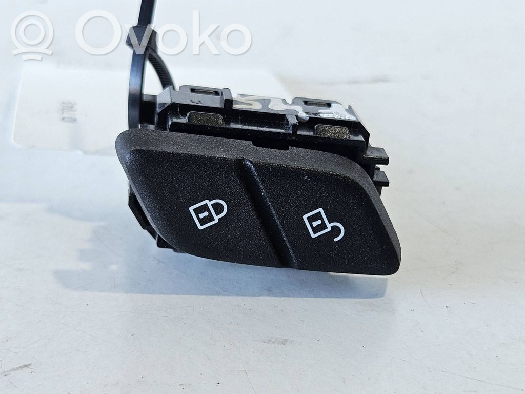 BMW 2 F45 Botón interruptor de bloqueo de puertas 