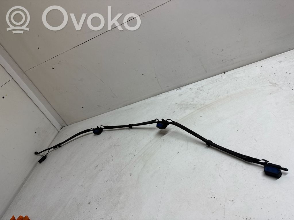 BMW 6 F12 F13 Dysza spryskiwacza szyby przedniej / czołowej 