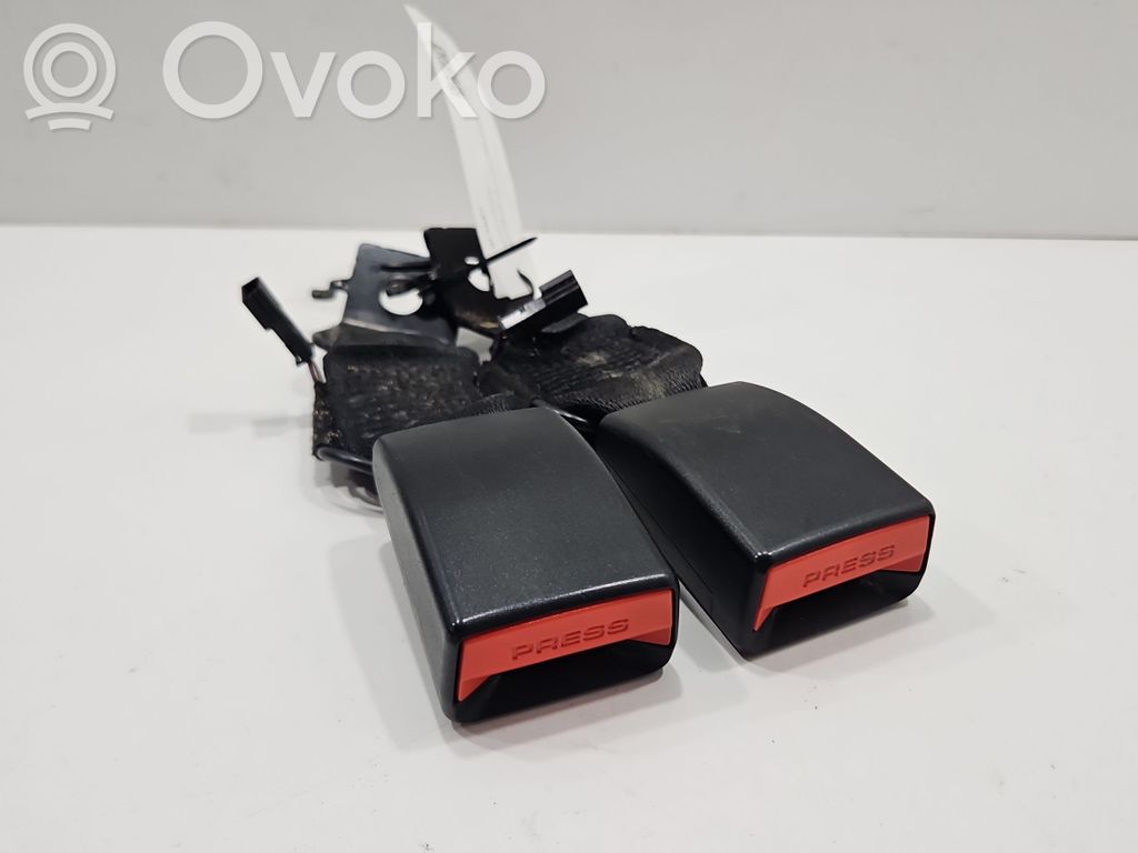 BMW 2 F22 F23 Klamra tylnego pasa bezpieczeństwa 