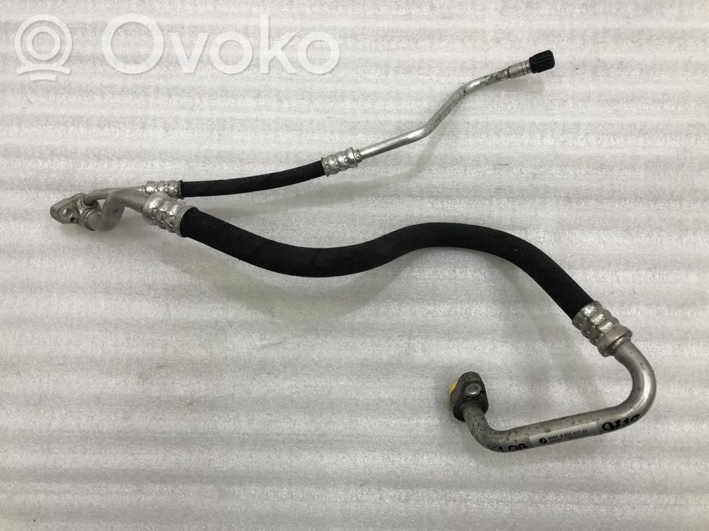 BMW X1 E84 Ilmastointilaitteen putki (A/C) 