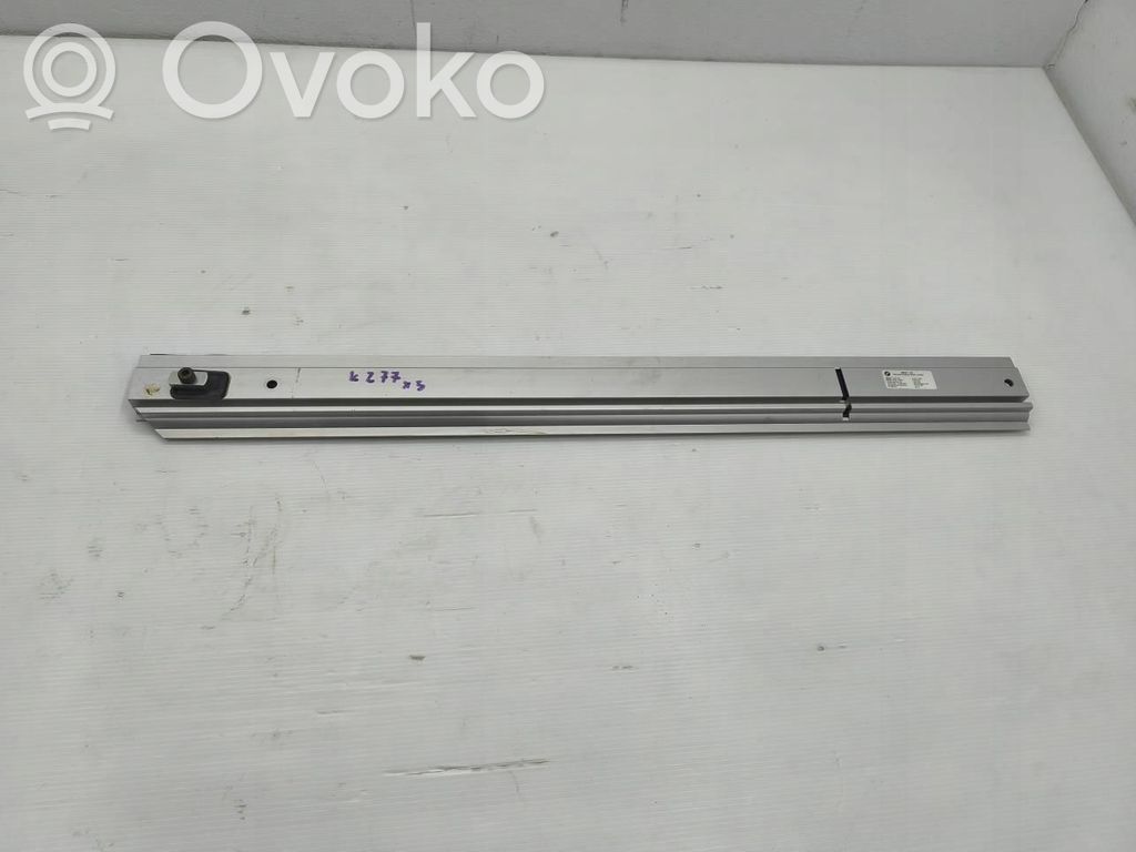 Bracket in trunk/boot   3411942