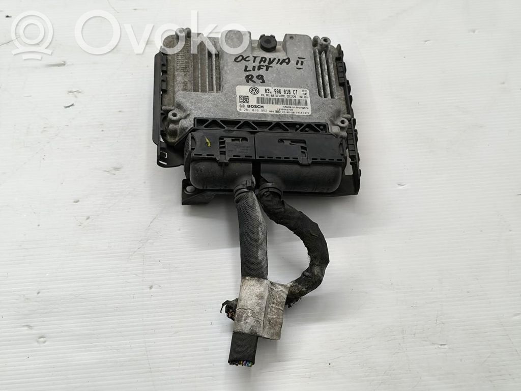 Skoda Octavia Mk2 (1Z) Engine control unit/module ECU 