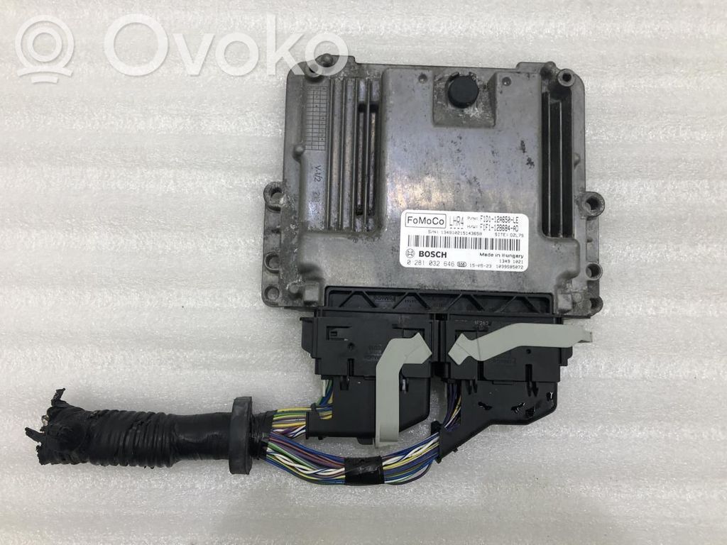 Ford C-MAX II Unidad de control/módulo ECU del motor 