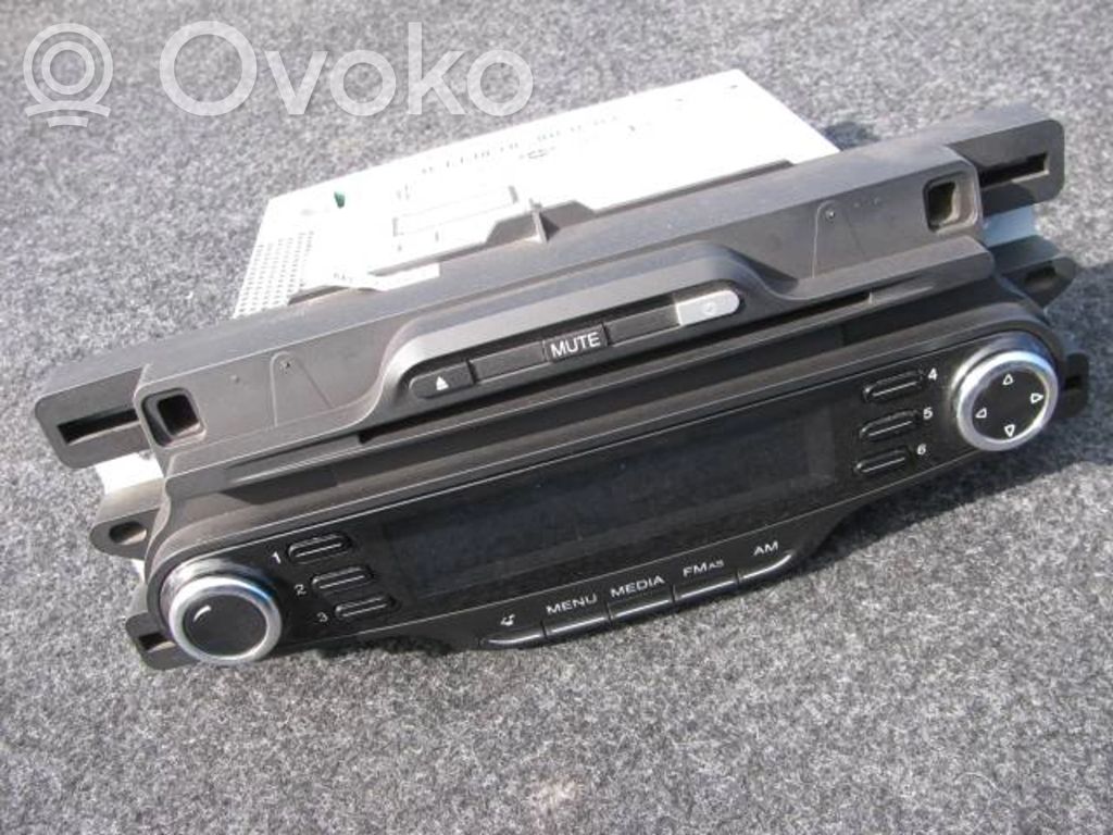 Panel / Radioodtwarzacz CD/DVD/GPS   1560968770,0C843,26781