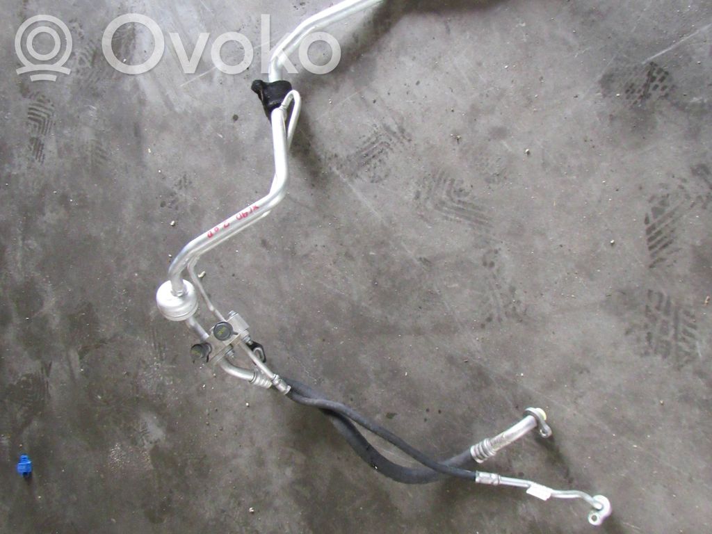 Ilmastointilaitteen putki (A/C)   31404338,HF01234VT,0616