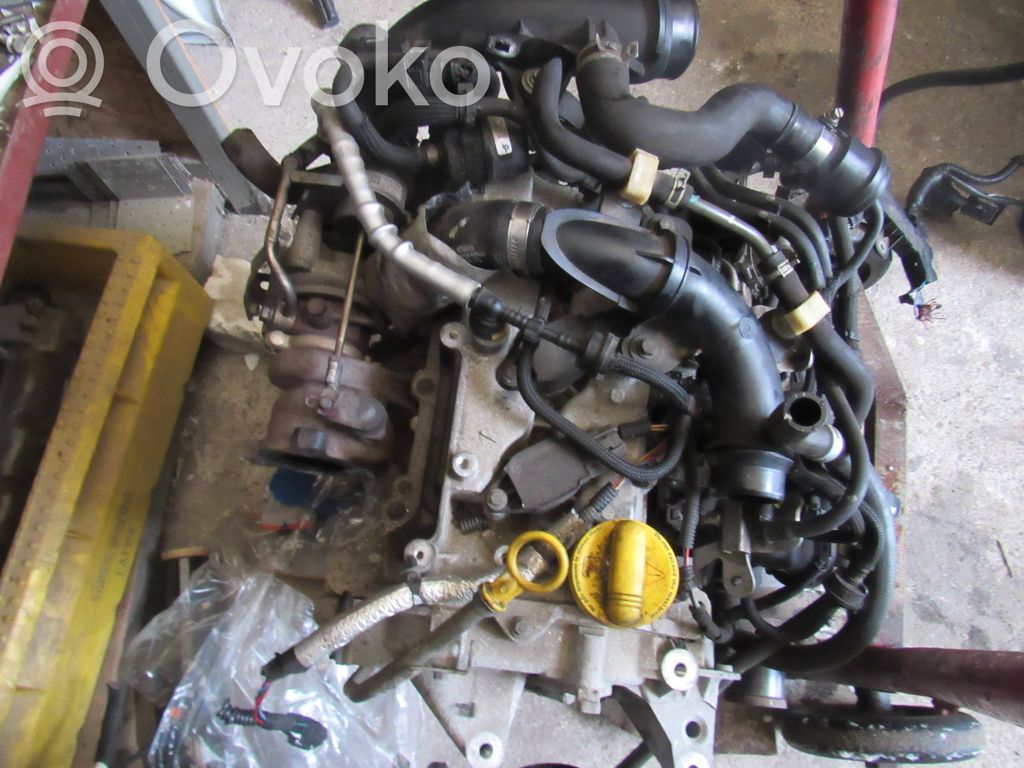 Nissan Micra K14 Variklio komplektas 