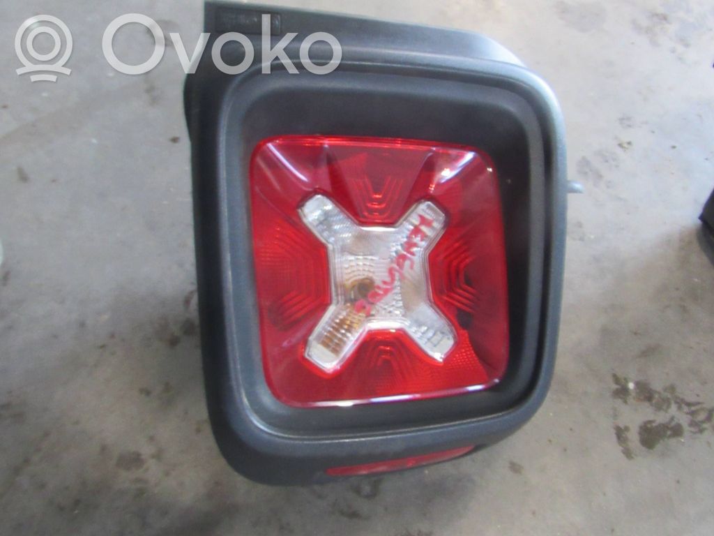 Jeep Renegade Lampa tylna 