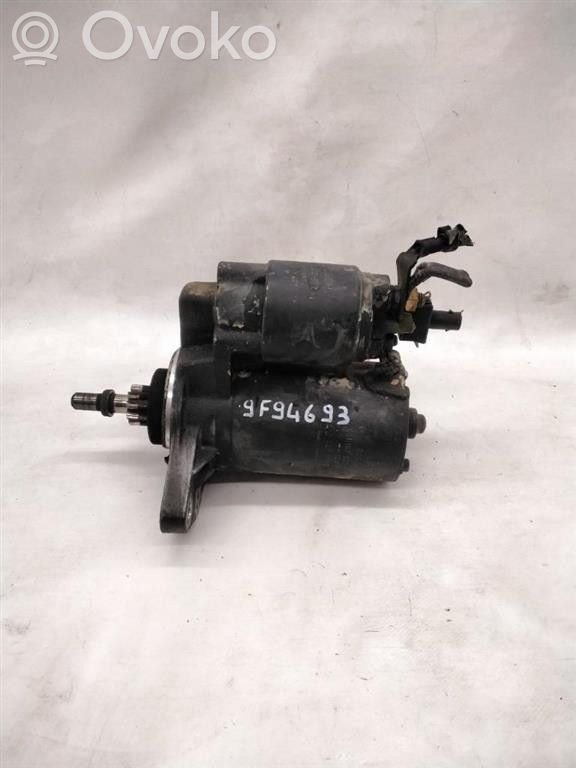 Volkswagen Golf III Starter motor 