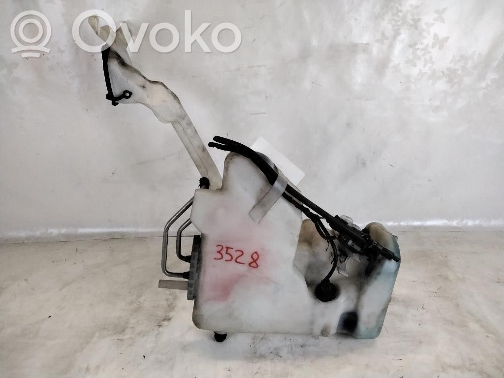Mercedes-Benz E W211 Windshield washer fluid reservoir/tank 