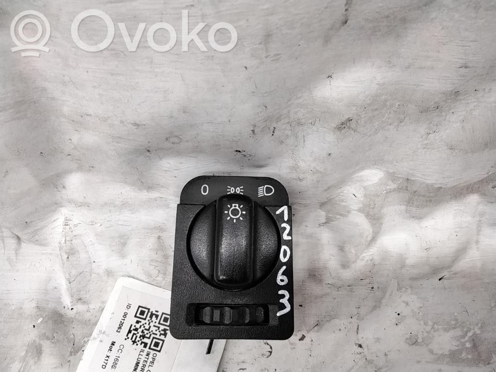 Opel Corsa B Light switch 