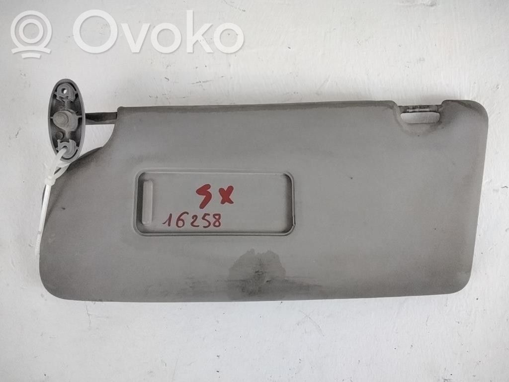 Ford Focus Skydelis nuo saulės 