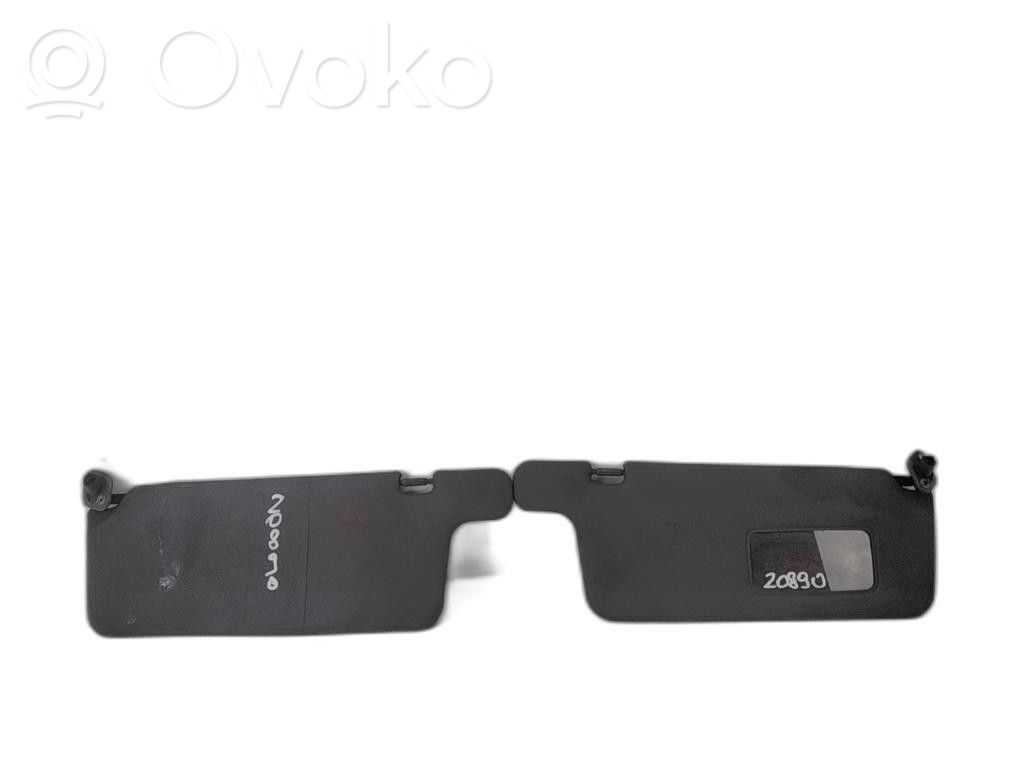Daihatsu Terios Saulessargu panelis 