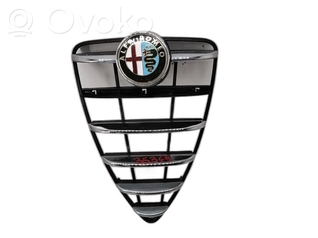 Alfa Romeo Mito Grilă radiator față 