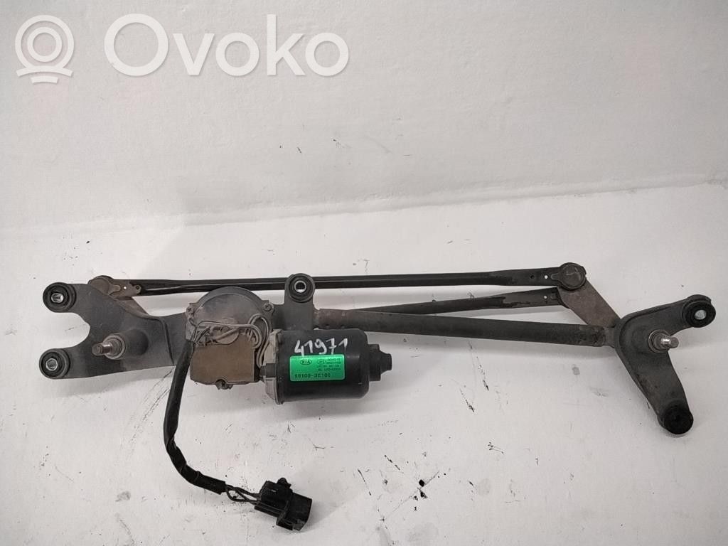 KIA Sorento Wiper motor 