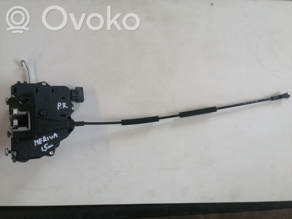 Opel Meriva B Priekšpusē slēdzene 