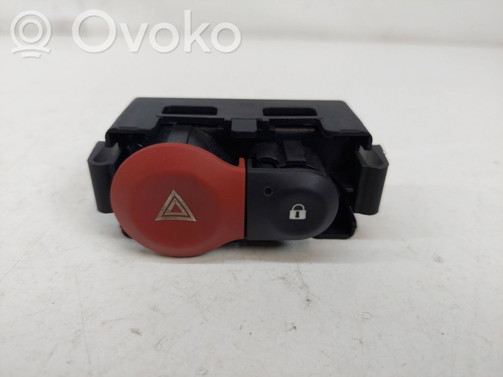 Renault Clio III Hazard light switch 