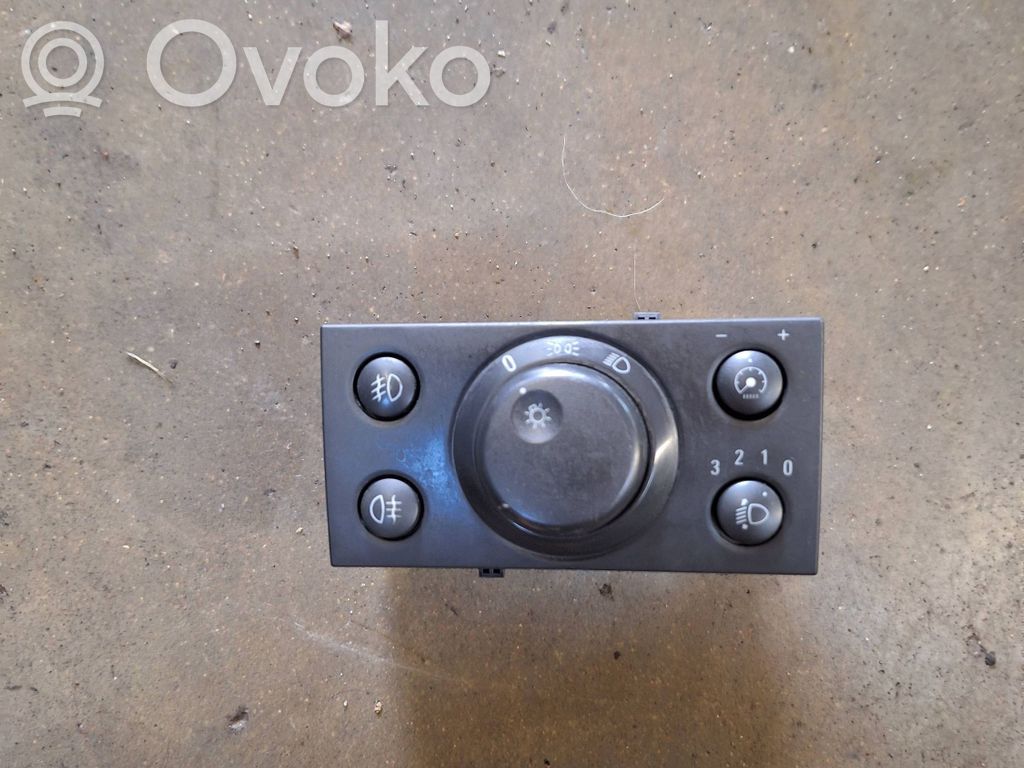 Opel Vectra C Light switch 
