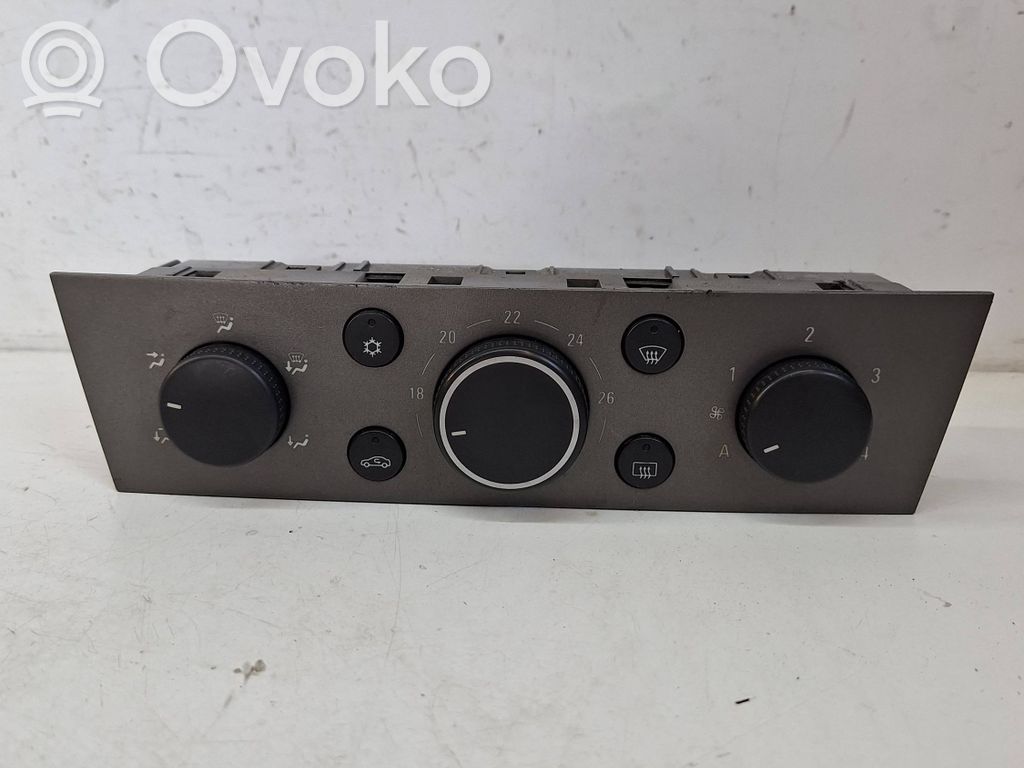 Opel Vectra C Climate control unit 