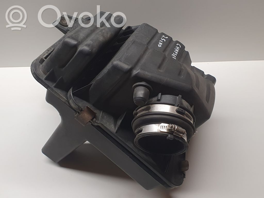 Chrysler Grand Voyager IV Air filter box 