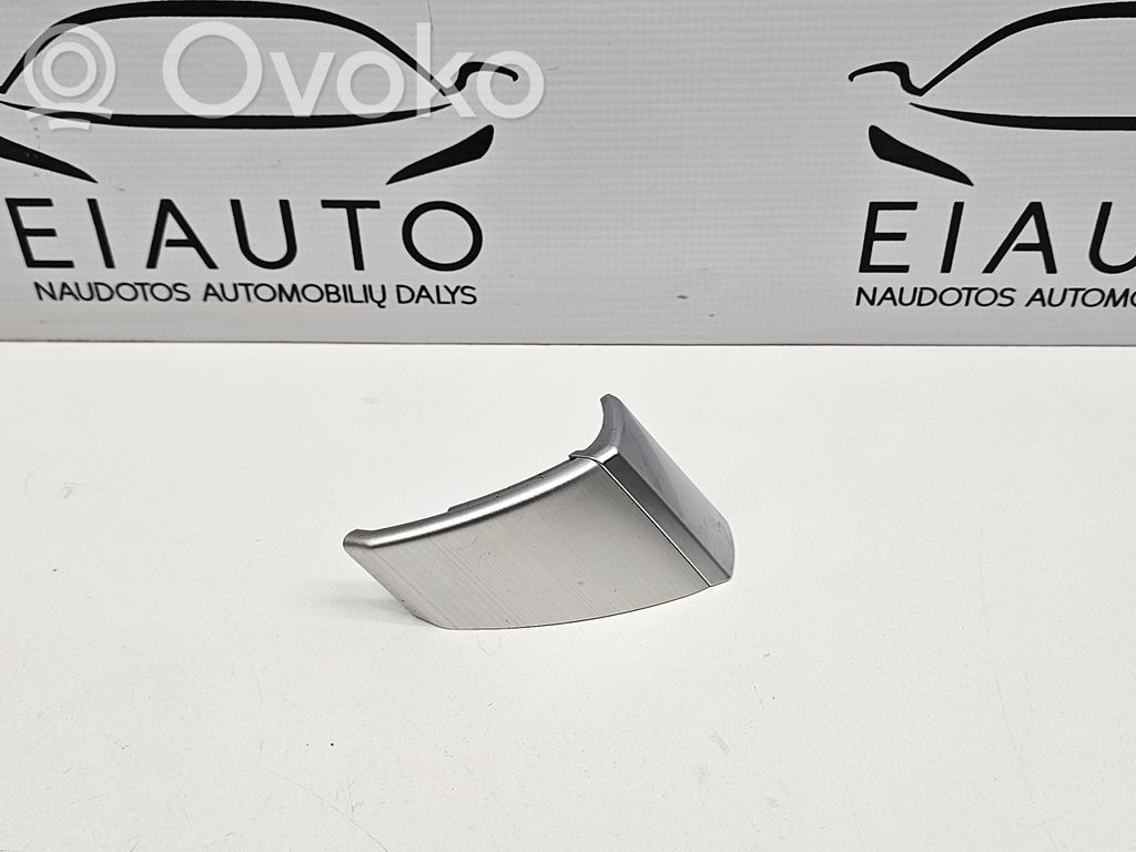 BMW X5 E70 Dashboard glove box trim 