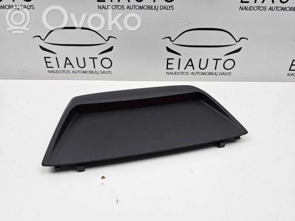 Mazda 6 Third/center stoplight 