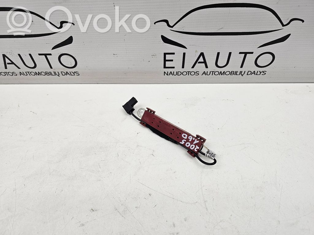 Volvo V50 Aerial antenna amplifier 