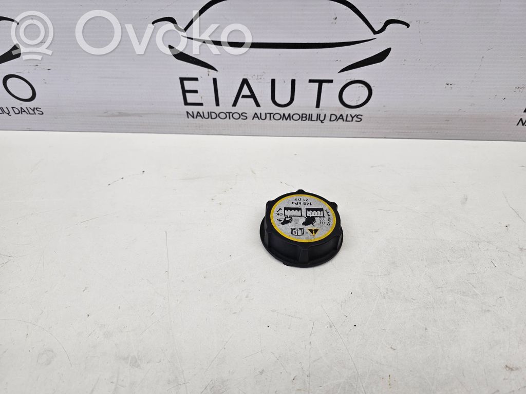 Volvo V50 Aušinimo skysčio išsiplėtimo bakelio dangtelis 