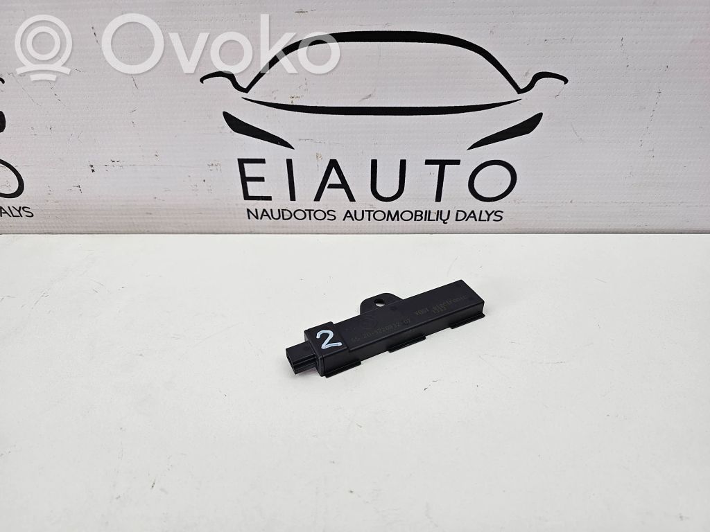 BMW 5 F10 F11 Antenne intérieure accès confort 