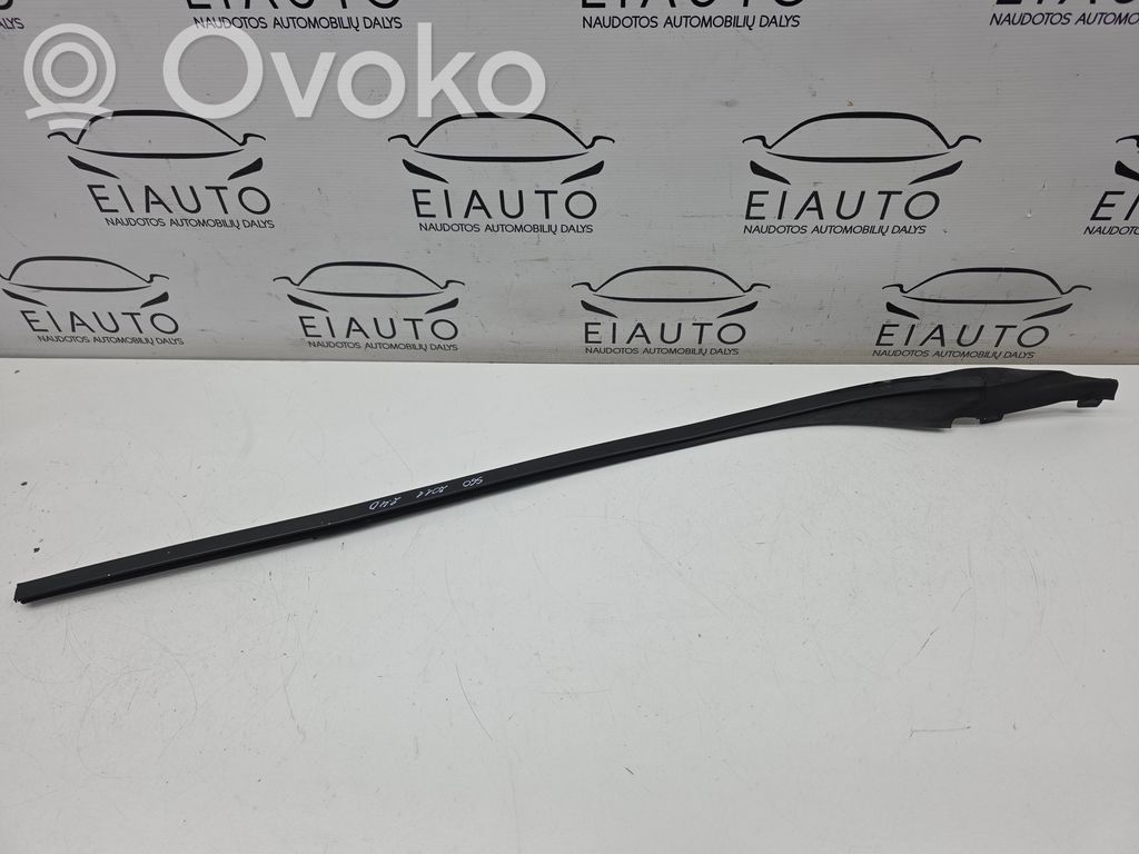 Volvo S60 Windshield trim 