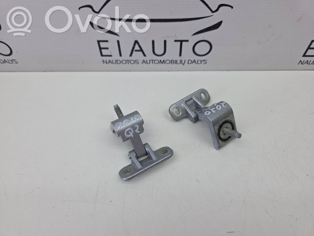 Audi Q2 - Tailgate/trunk/boot hinge 