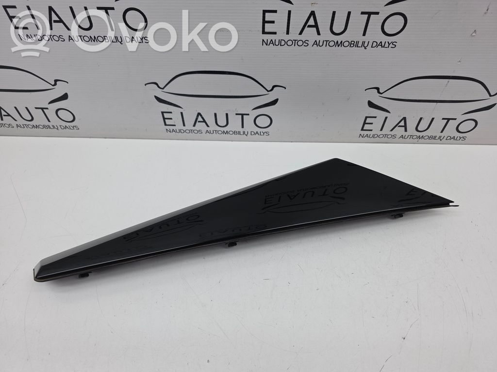 Peugeot 2008 II Tailgate trim 
