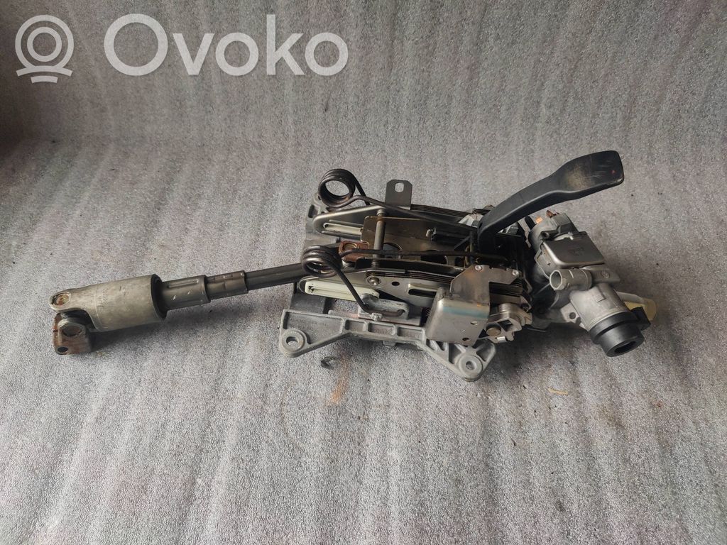 Audi A4 S4 B6 8E 8H Ohjauspyörän akseli 