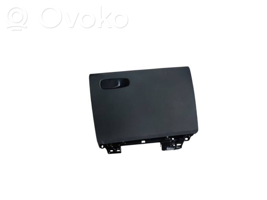 Volvo S90, V90 Guantera 