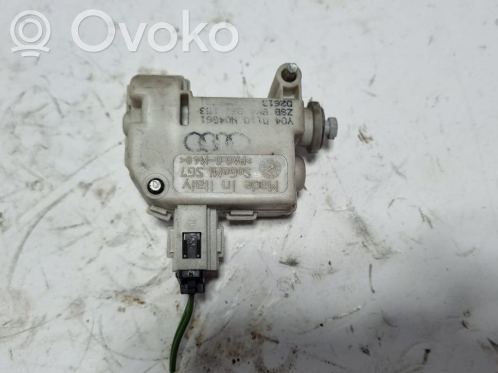 Audi A3 S3 8P Degalų bako dangtelio spynos varikliukas 
