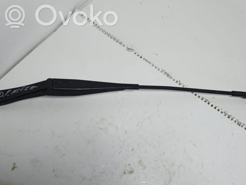 Opel Astra H Ramię wycieraczki szyby przedniej / czołowej 